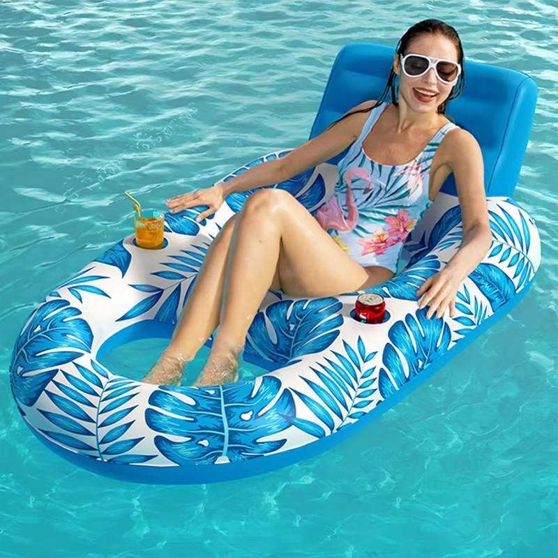 Lounge Chair (2).jpg