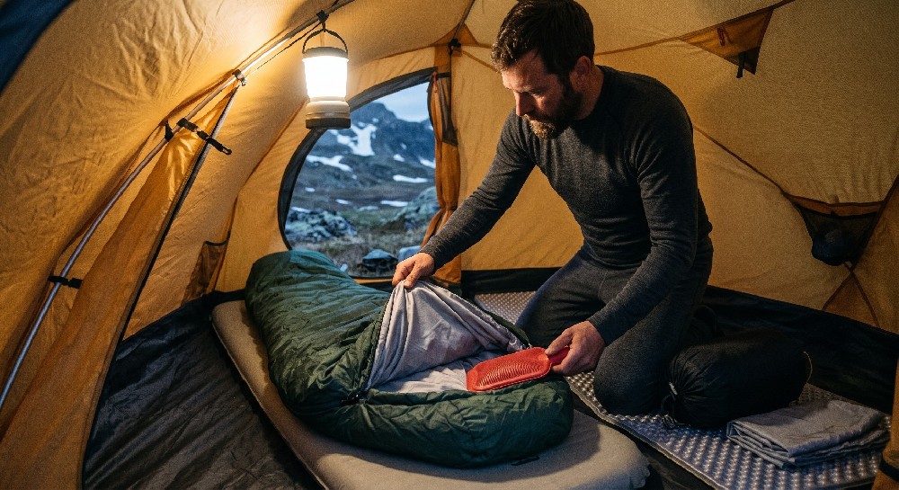 Top Hacks for Sleeping Warm in a Sleeping Bag: Insulation, Layering, and Moisture Control